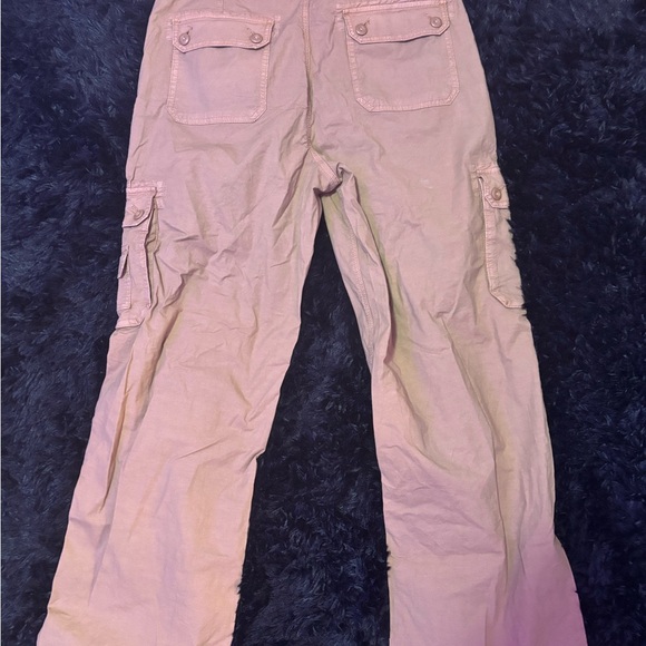 American Eagle Tan Cargo Pants - Picture 3 of 5